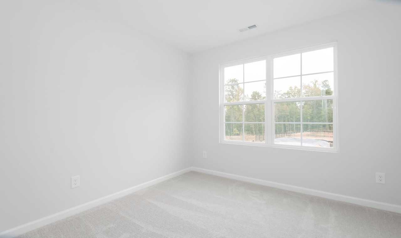 155 Hunston Dr - Photo 7 of 17