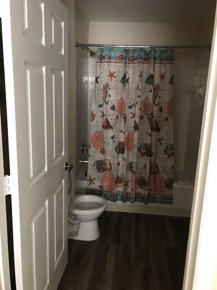 4010 Santa Maria Dr - Photo 5 of 31