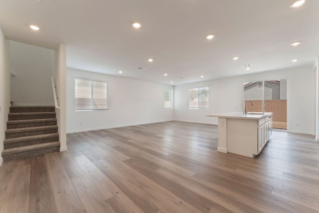 4136 Paragon Crest Ct - Photo 3 of 38