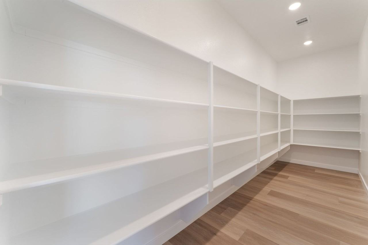 4136 Paragon Crest Ct - Photo 6 of 38