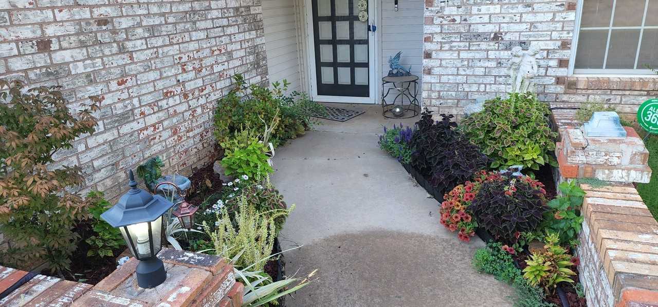 3201 Sw 93rd St - Photo 2 of 31