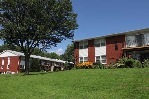 Lake Katrine Apartments - Photo 3 of 19