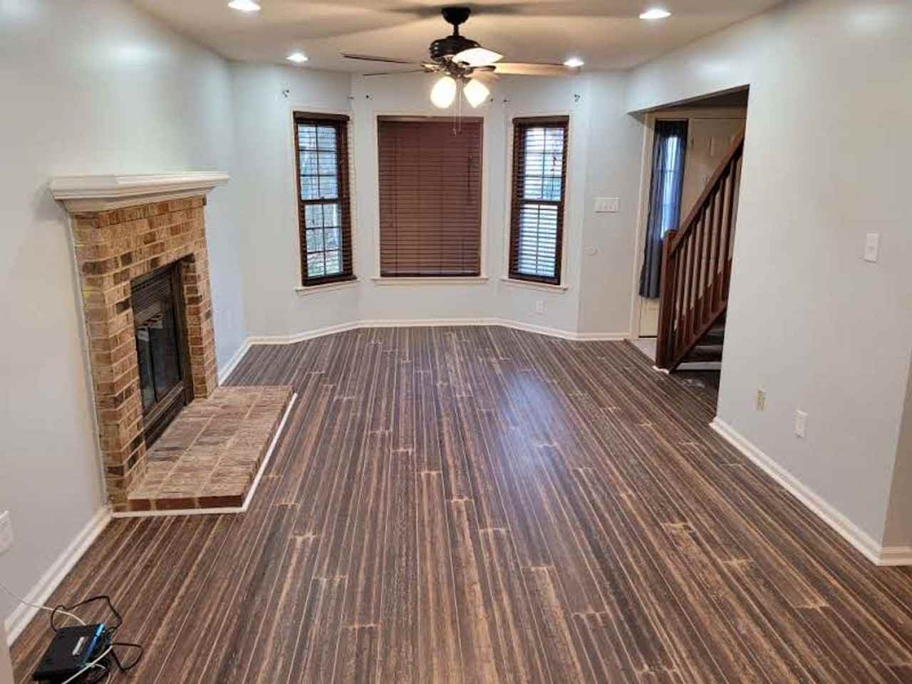 1204 Freehold Close - Photo 6 of 33