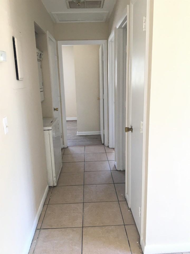 2944 Jackson St (ZIVKIDS) - Photo 6 of 37