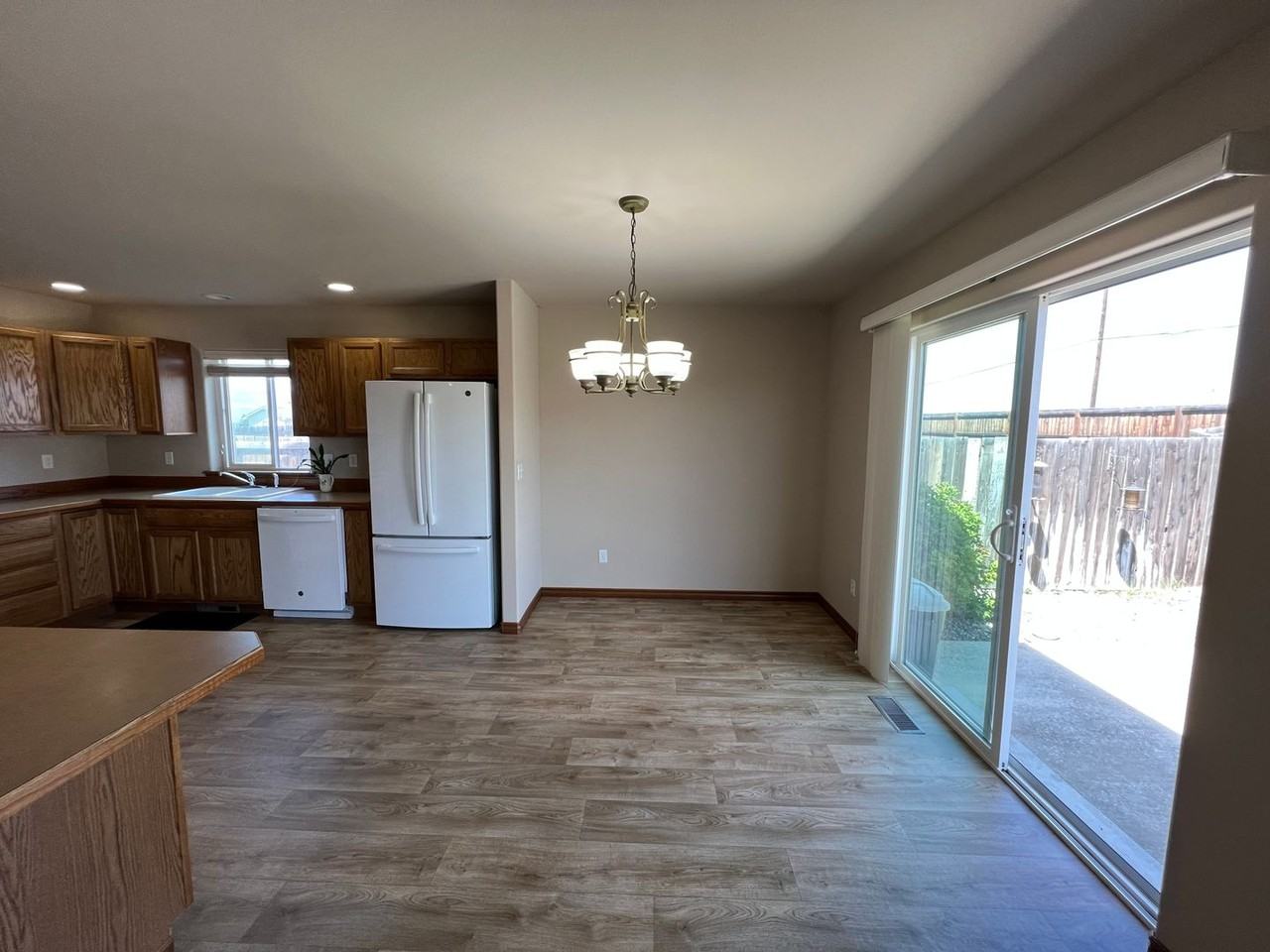 105 W Annie Pl - Photo 4 of 22