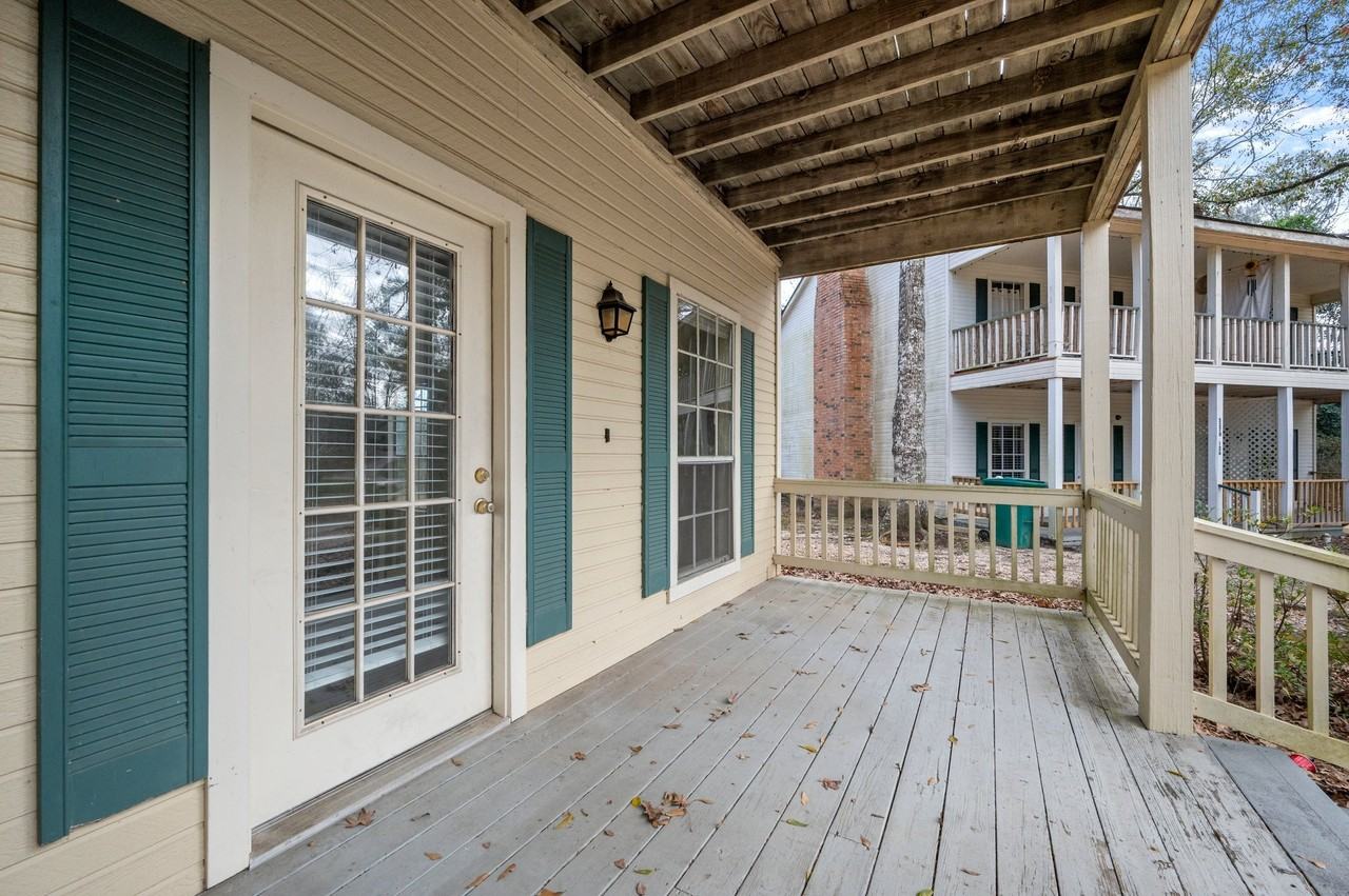Rosedown Court - Chad Graves - Photo 3 of 16