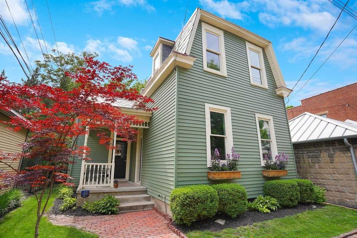 799 S Lazelle St - Photo 2 of 34