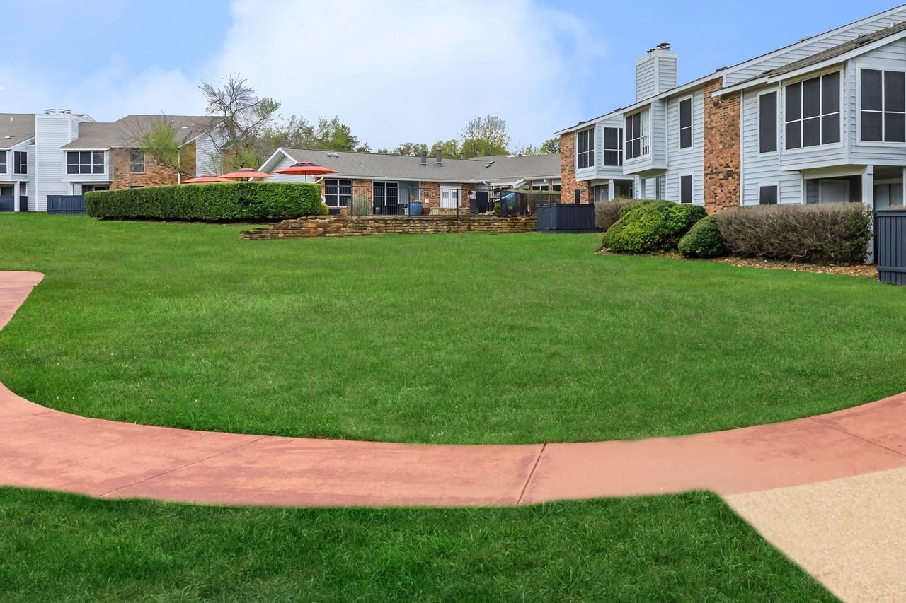 Nova Park Apartments - Photo 3 of 51