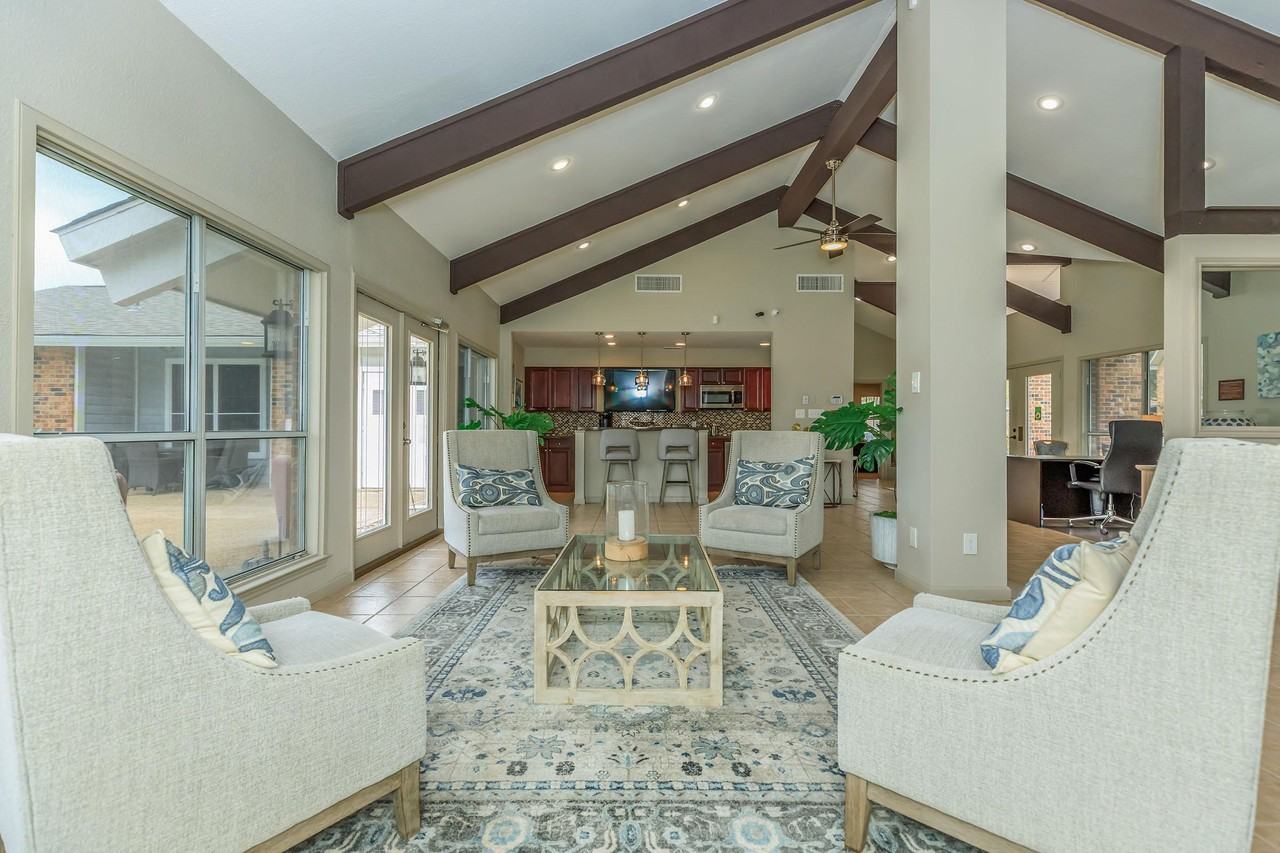 Nova Park Apartments - Photo 4 of 51