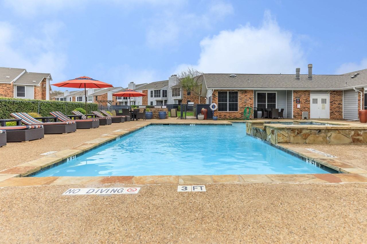 Nova Park Apartments - Photo 5 of 51