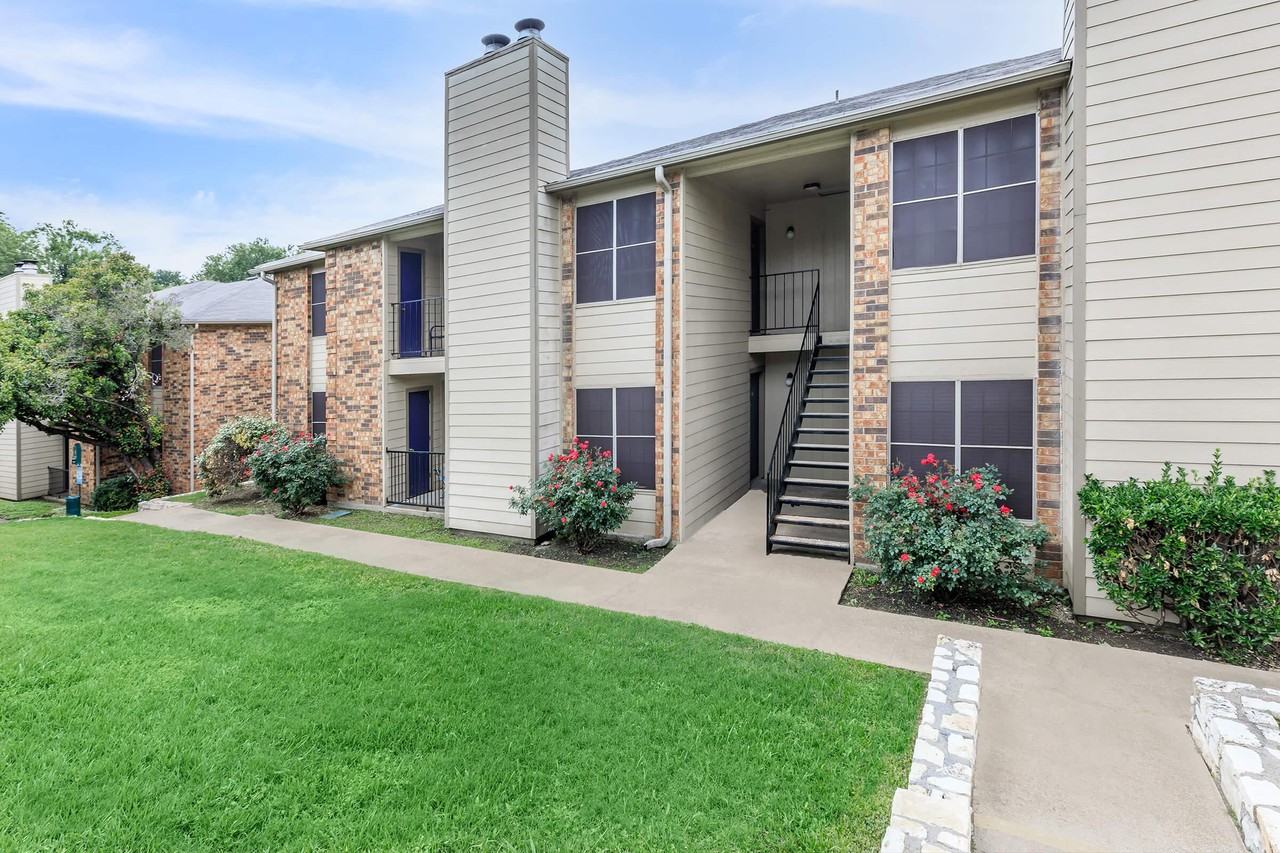 Riverwood Apartments - Photo 3 of 52