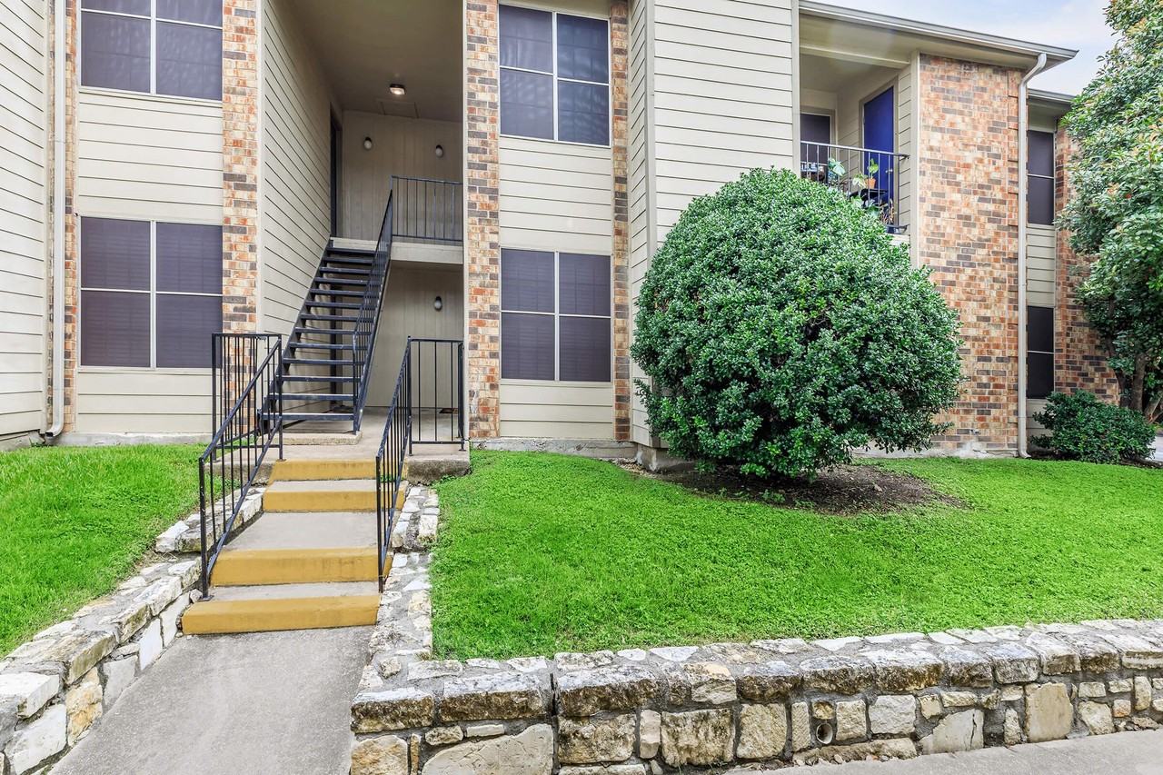 Riverwood Apartments - Photo 5 of 52