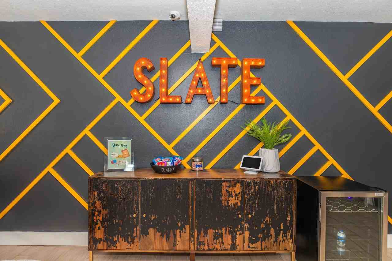 Slate Dallas - Photo 2 of 51