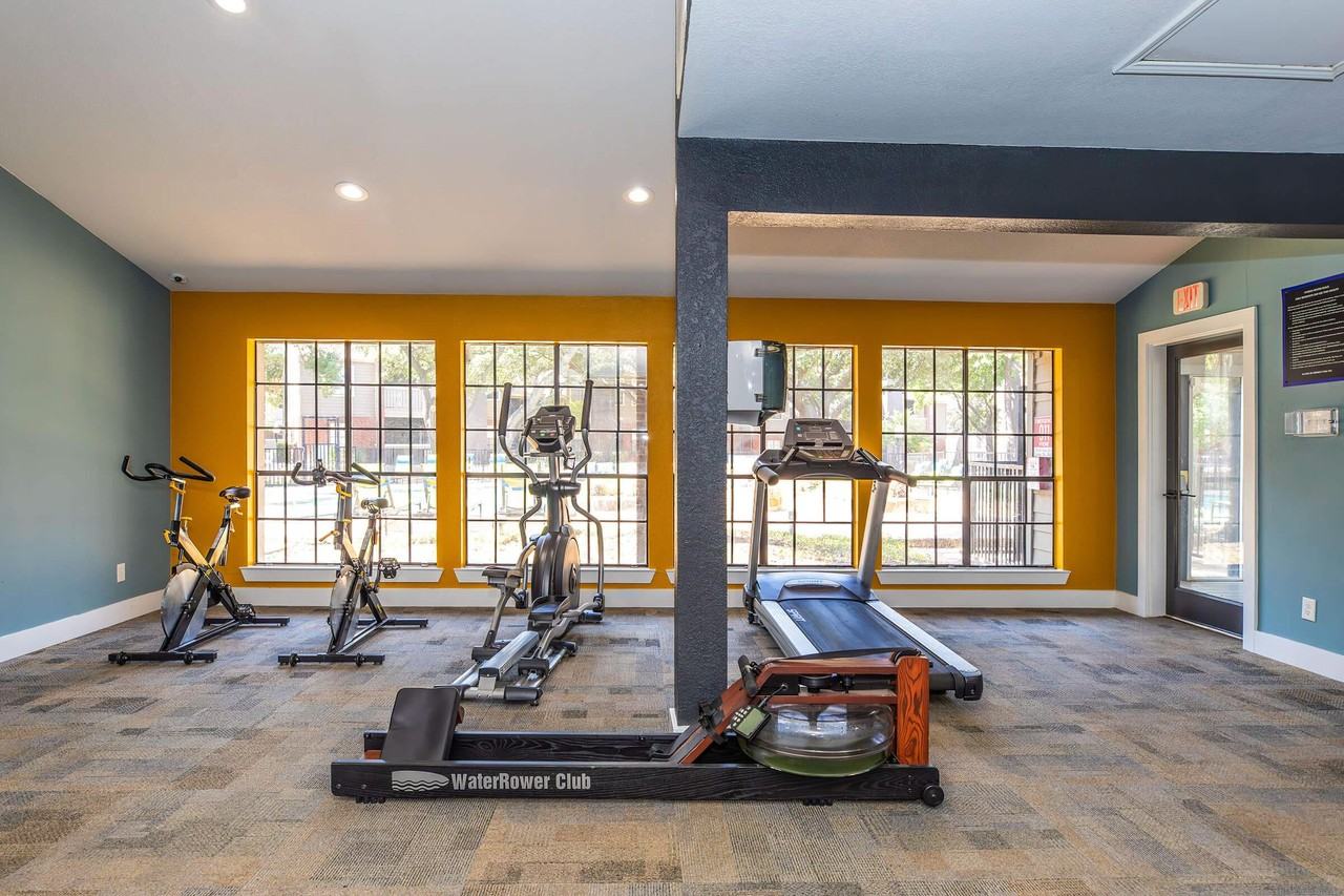 Slate Dallas - Photo 4 of 51