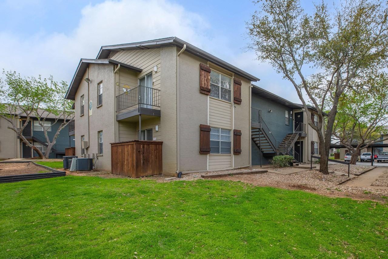 Toscana Apartments - Photo 2 of 51