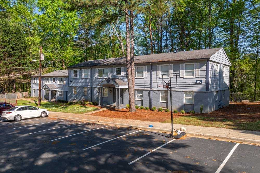 Kasteel At Stone Mountain - Photo 3 of 50