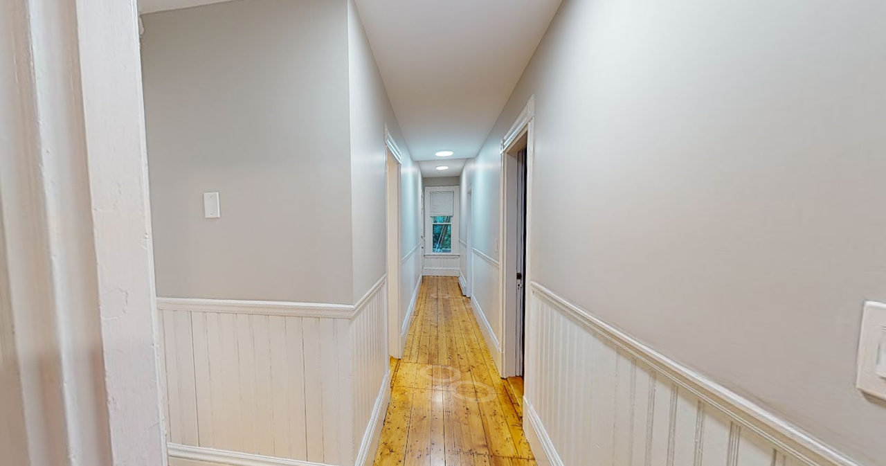 11A Beacon St #1 - Photo 4 of 17