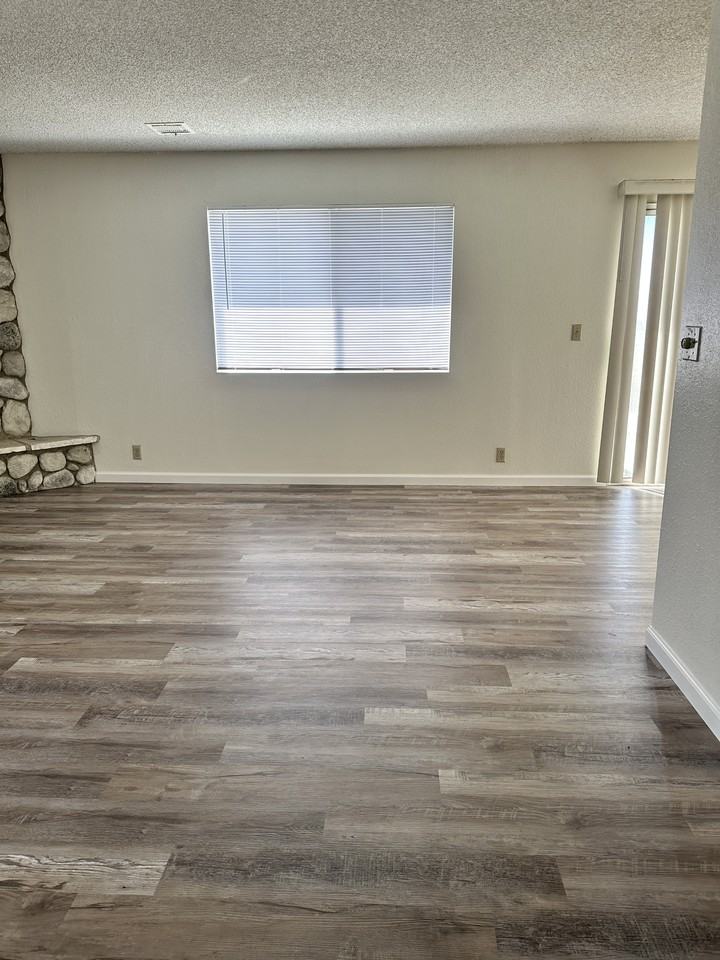 16247 Viho Rd #3 - Photo 7 of 8