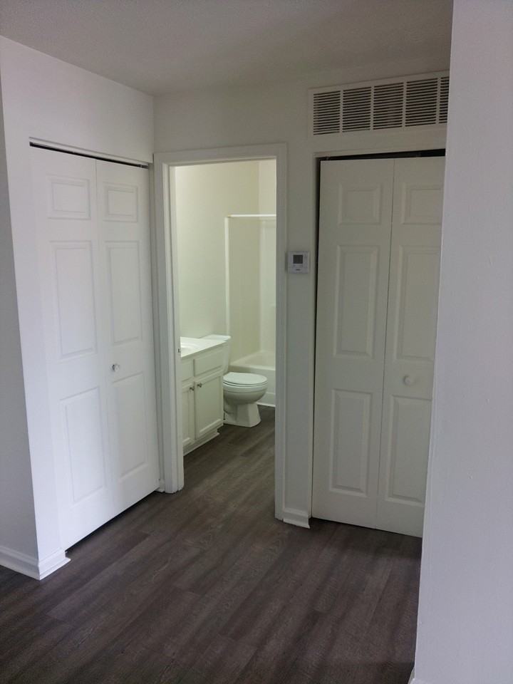 127 Douglas Ave #1 - Photo 4 of 7