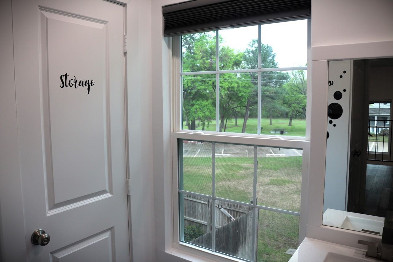 147 Winchester Dr - Photo 3 of 50