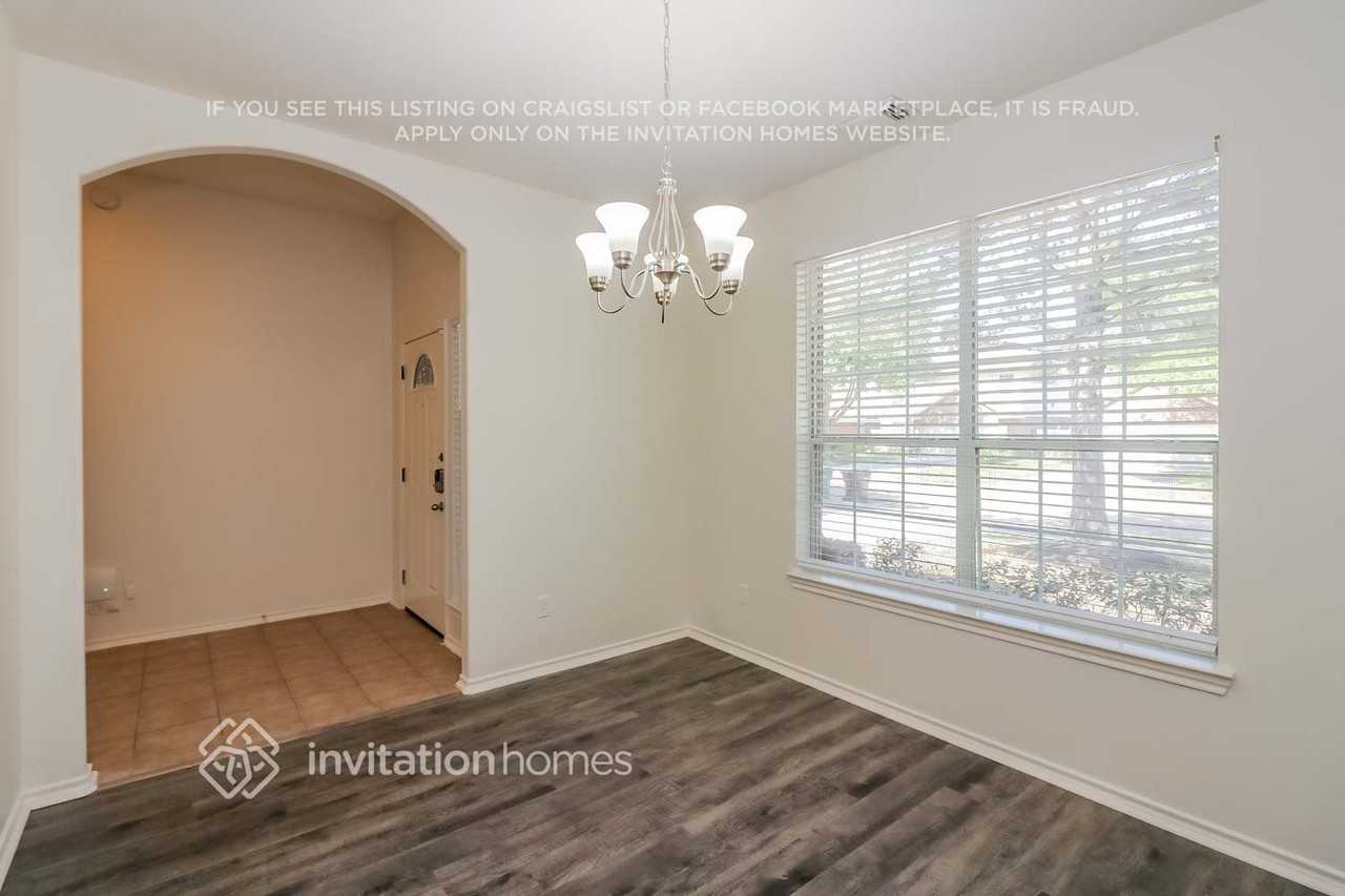 5114 Forest Sage Ln - Photo 3 of 17