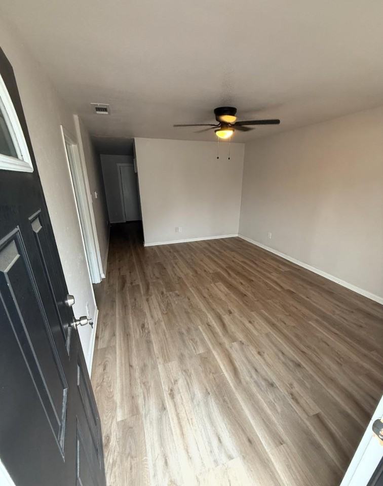 2809 N Highway 175 - Photo 3 of 30