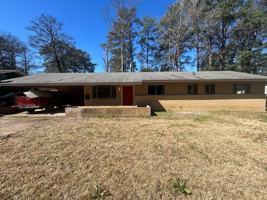 featured image of 3139 Charleston Dr