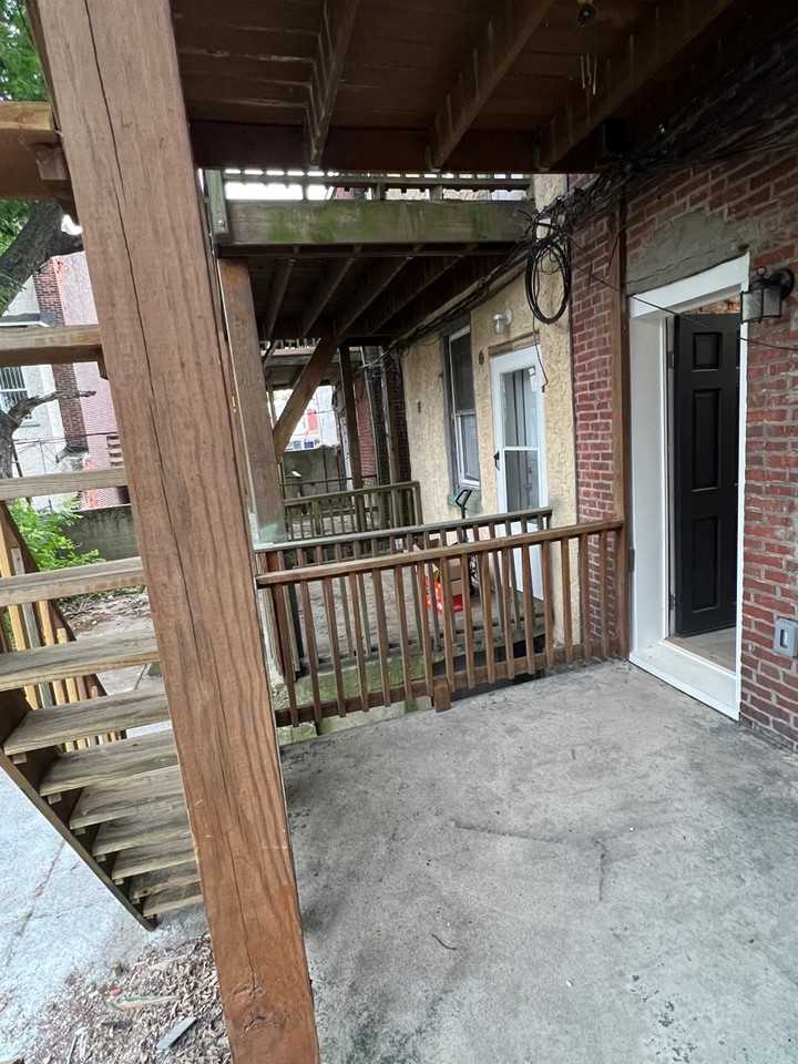 1615 N 56th St - Photo 5 of 8