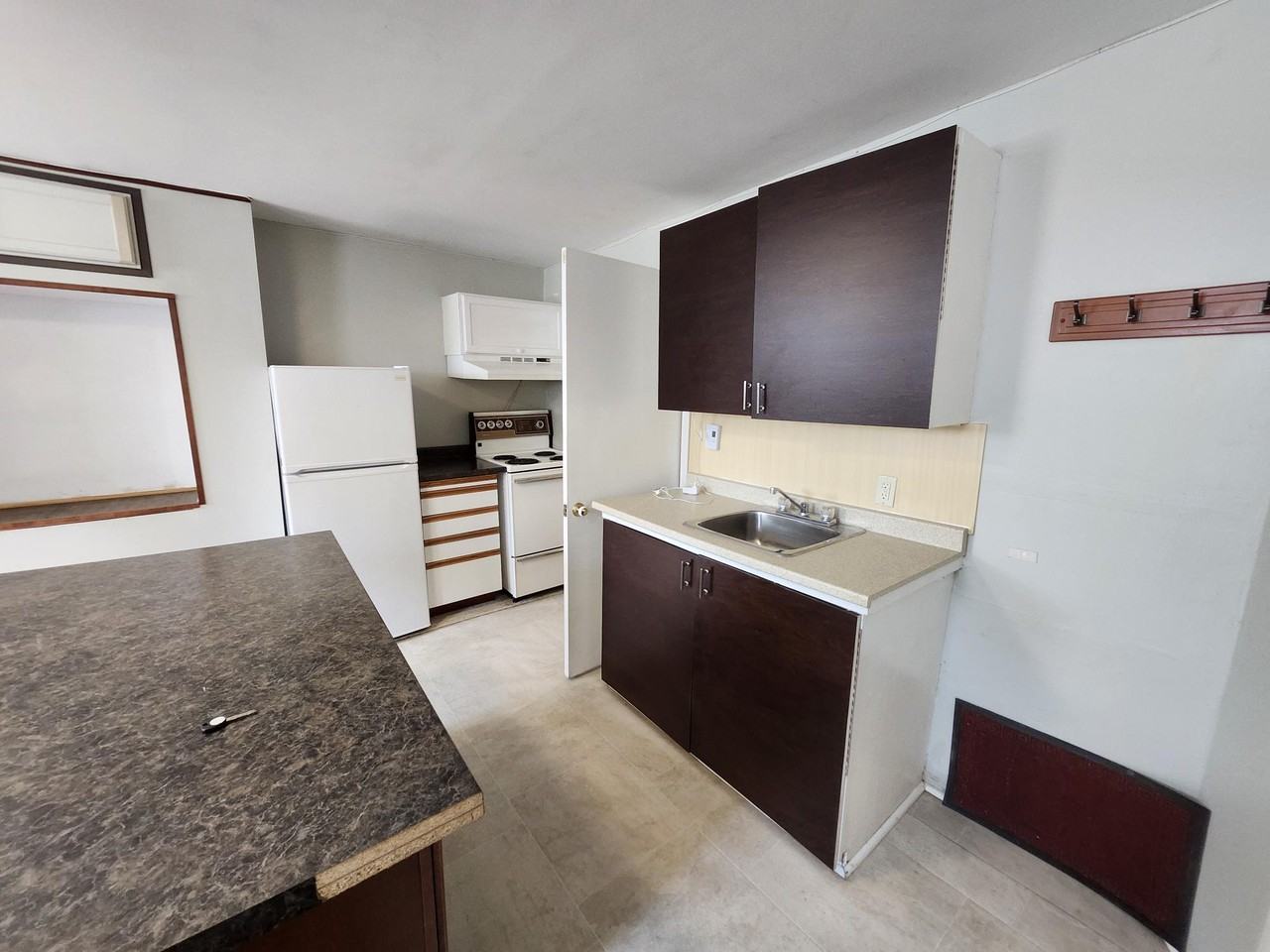 120 116-120 Pitt Street - 116-B #116B - Photo 4 of 10