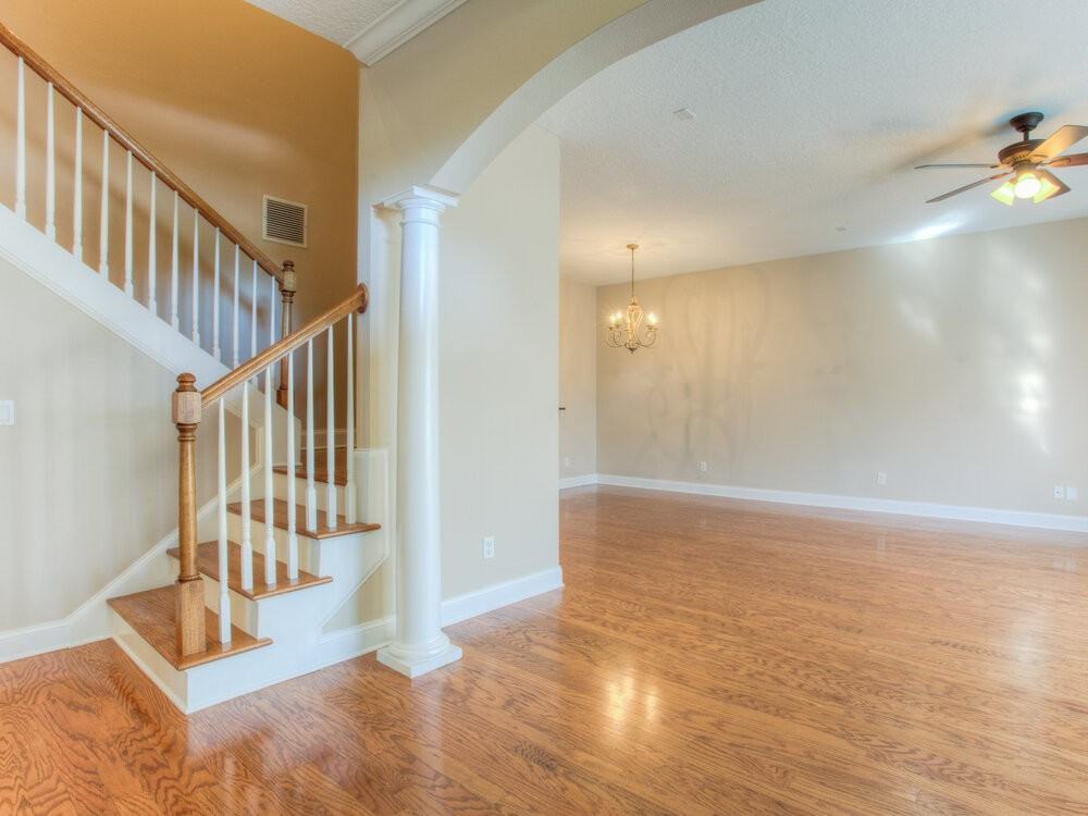 204 Aberdeen Pond Dr - Photo 2 of 34