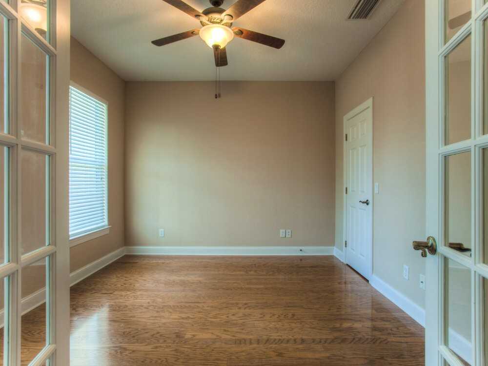 204 Aberdeen Pond Dr - Photo 6 of 34