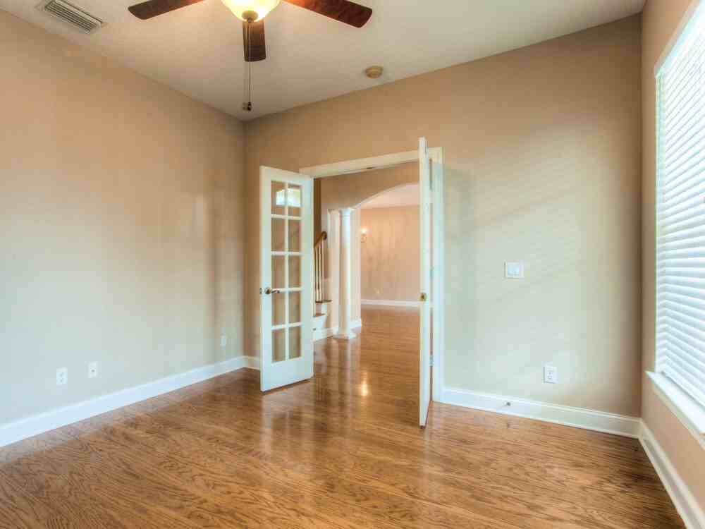 204 Aberdeen Pond Dr - Photo 7 of 34