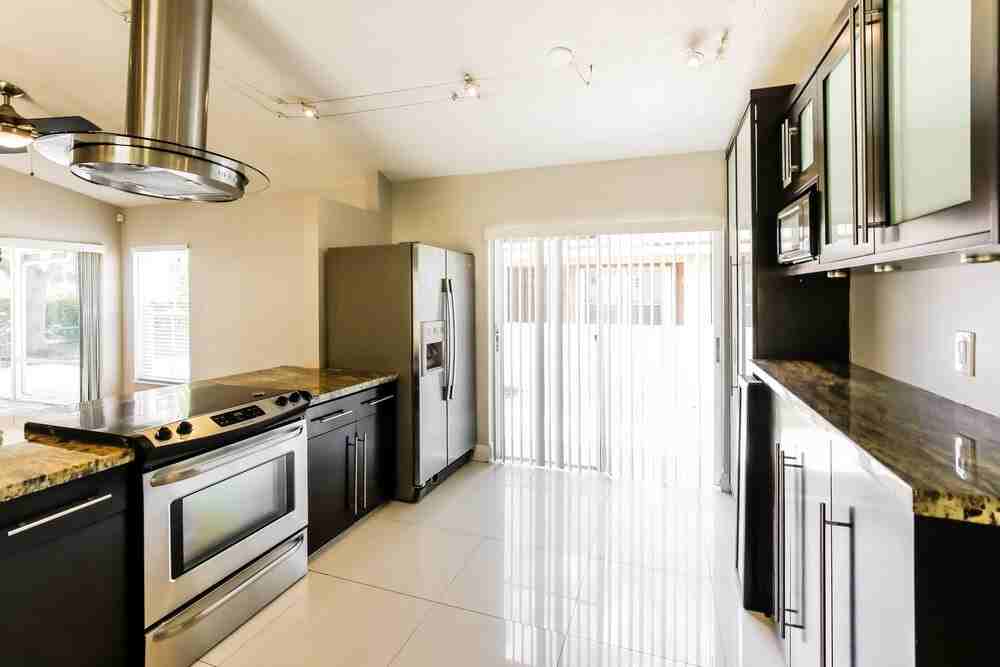 210 Nw 207th Way - Photo 6 of 16