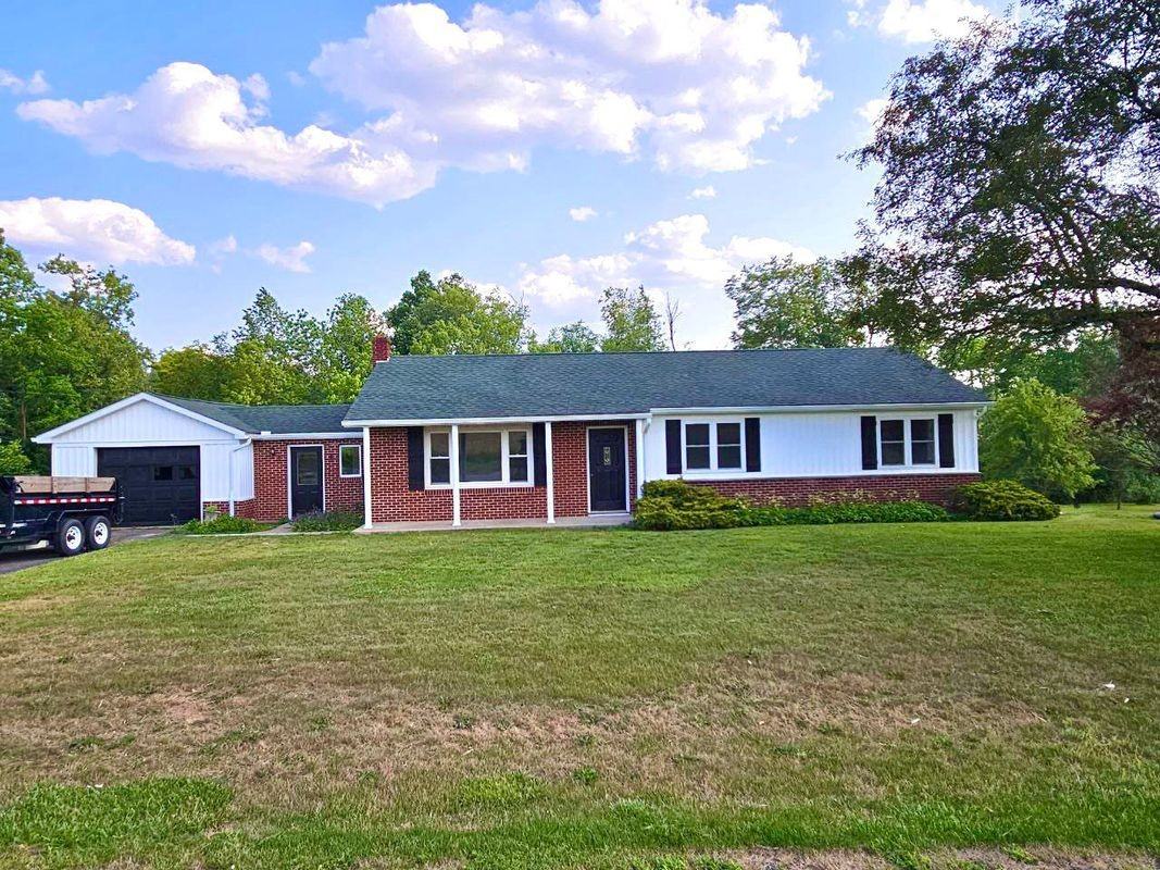 1270 Ridge Rd - Photo 3 of 22