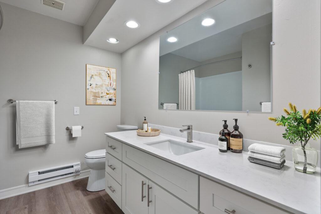 6214 S 153rd St - Photo 3 of 13