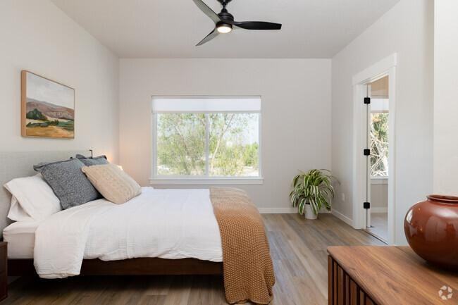 8925 W State St - Photo 4 of 17