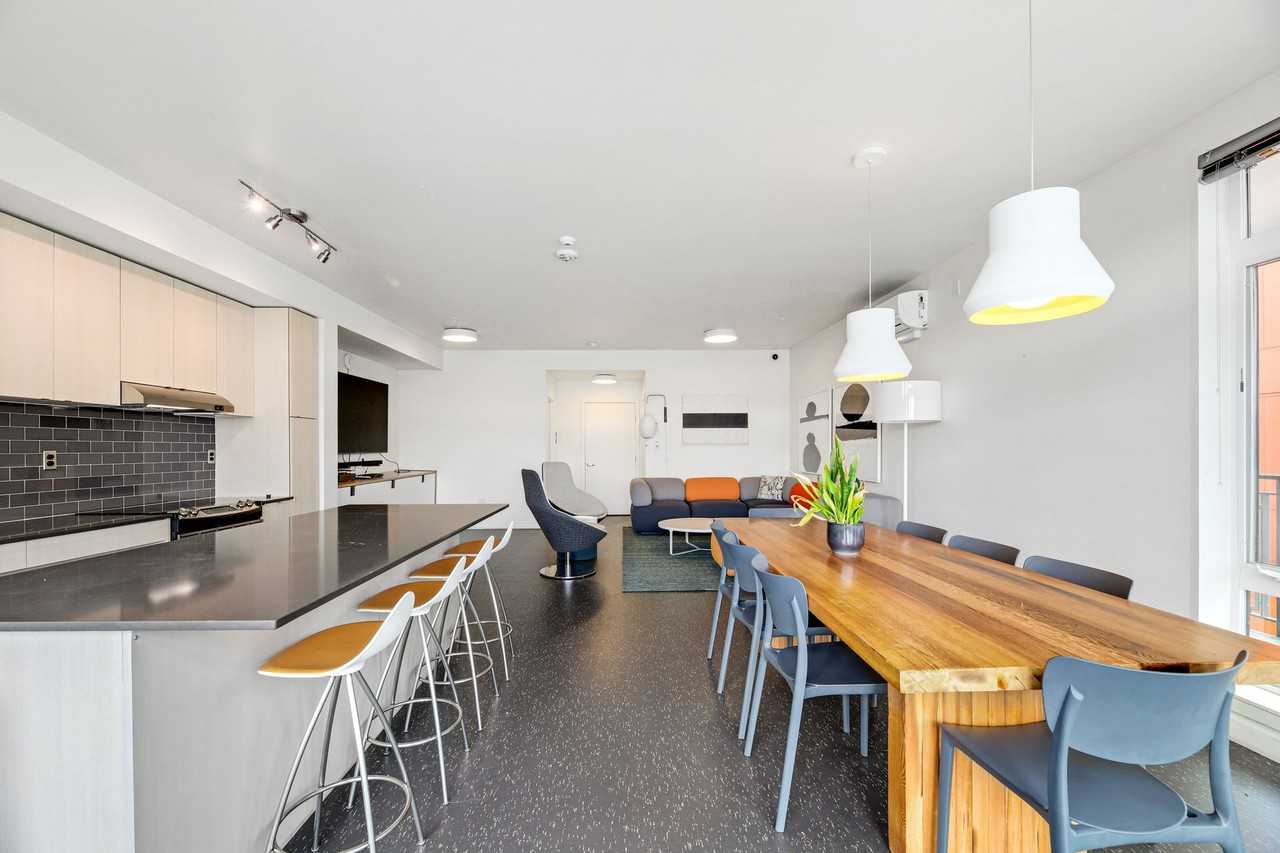 Welcome to Dexter Hayes! Modern convenience with exceptional views! - Photo 7 of 39