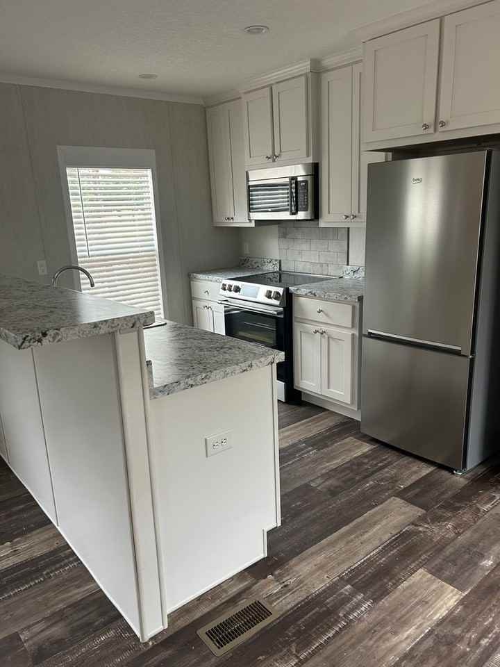 719 Windflower St - Photo 5 of 14