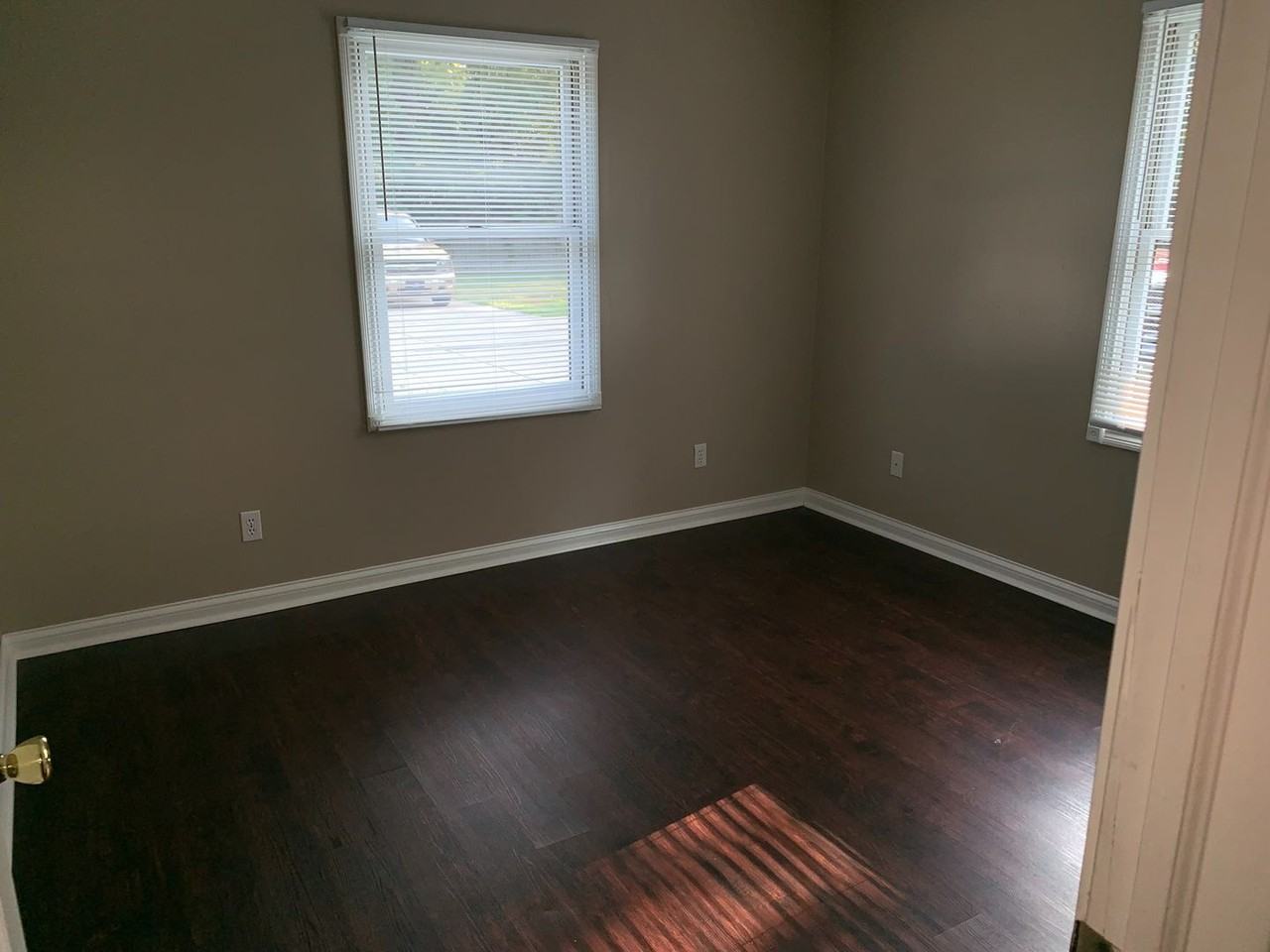 1815 Kraig Dr - Photo 3 of 5