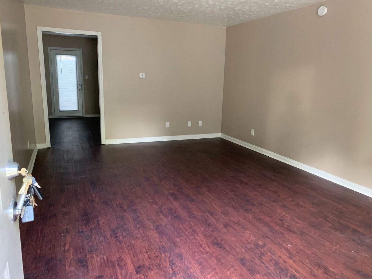 1815 Kraig Dr - Photo 2 of 5
