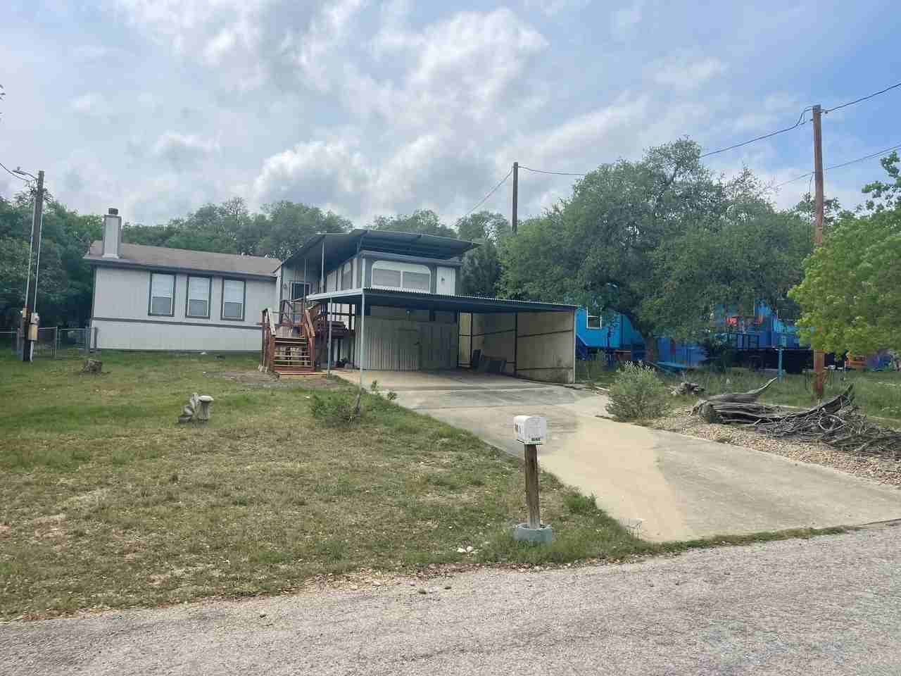 1026 Rambling Dr - Photo 3 of 29