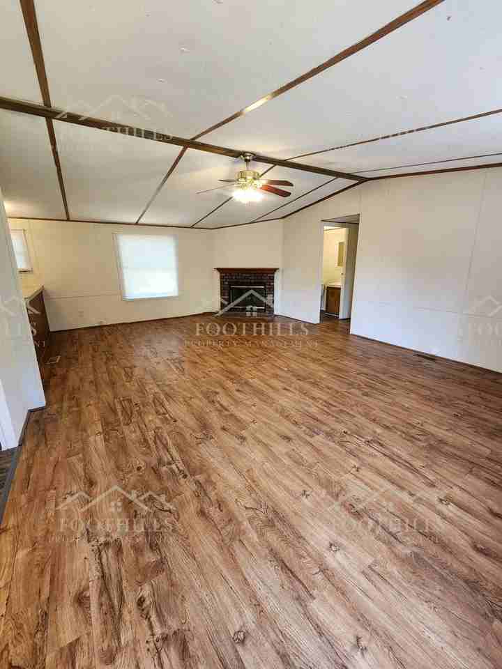 131 Woodfern Cir - Photo 3 of 19