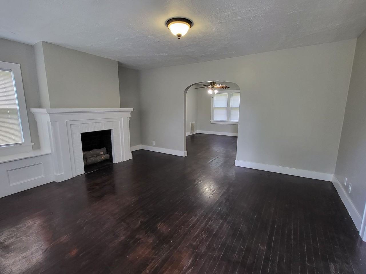 500 N Jackson St - Photo 3 of 19