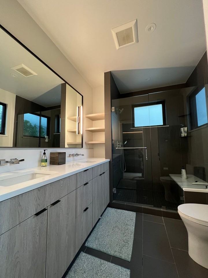 940 North St #B - Photo 5 of 23