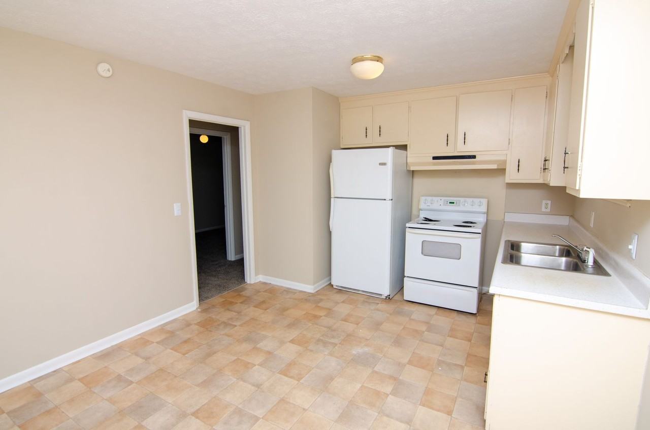 2036 10th Ave S - Photo 5 of 15