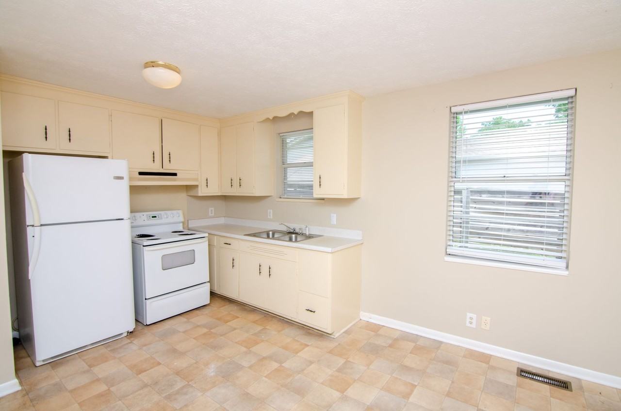 2036 10th Ave S - Photo 6 of 15