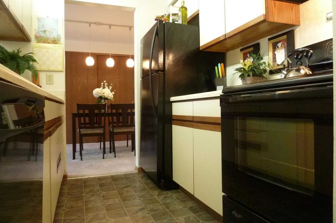 808 Benton Drive #31 - Photo 7 of 11