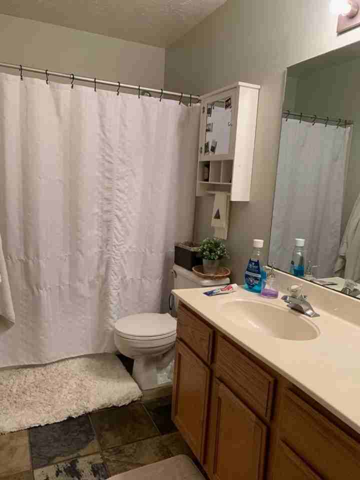 255 N 300 W - Photo 5 of 23