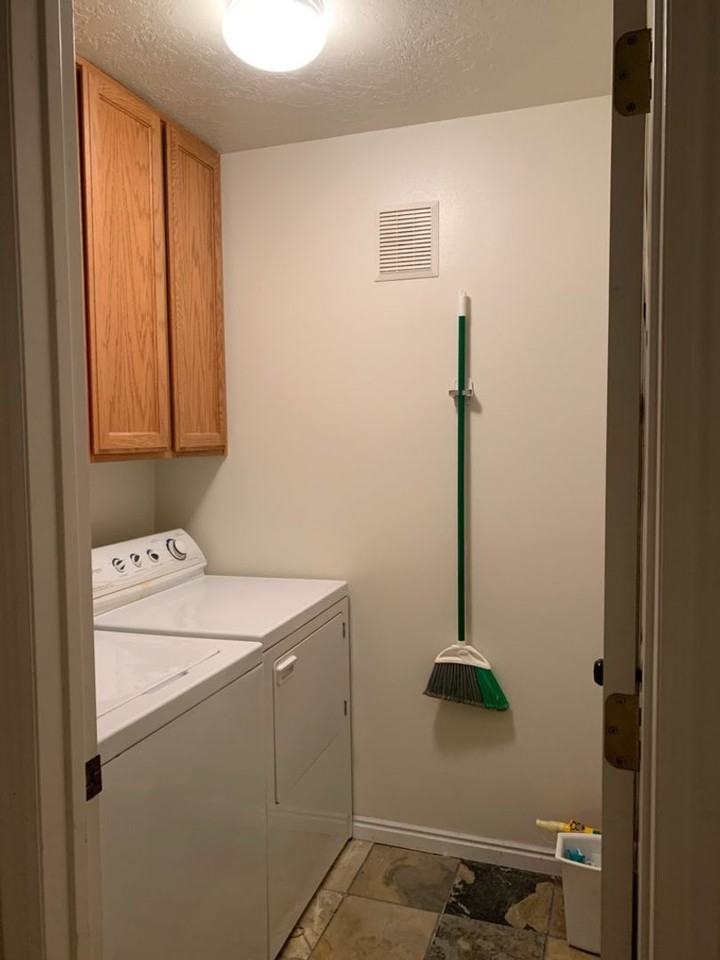 255 N 300 W - Photo 6 of 23