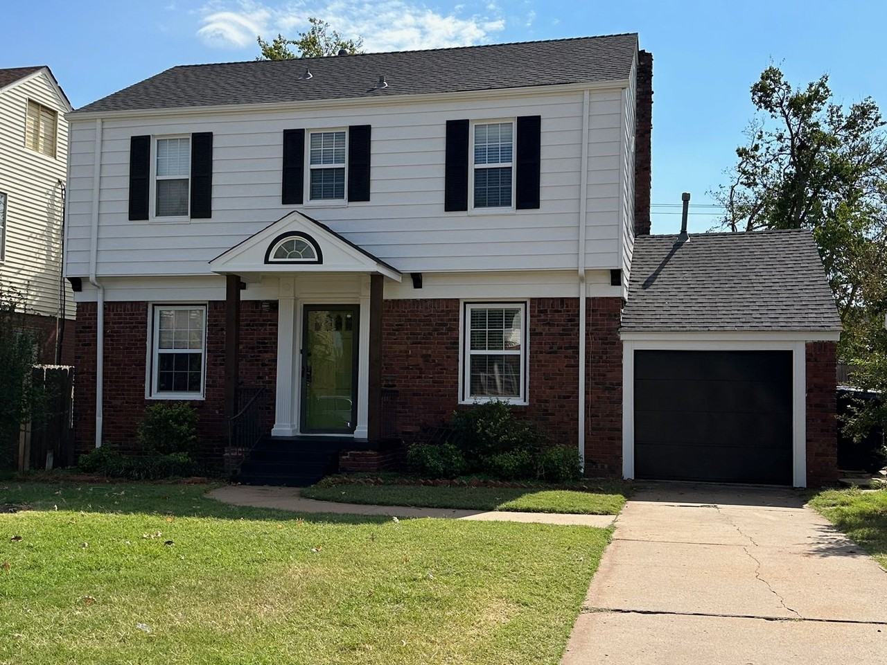 2808 Nw 25th St - Photo 2 of 24